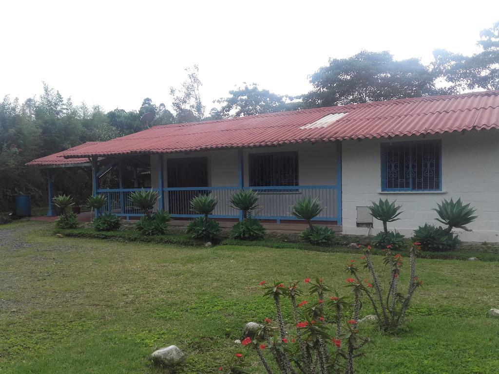 La Gaviota Bnb Panzió Filandia Kültér fotó