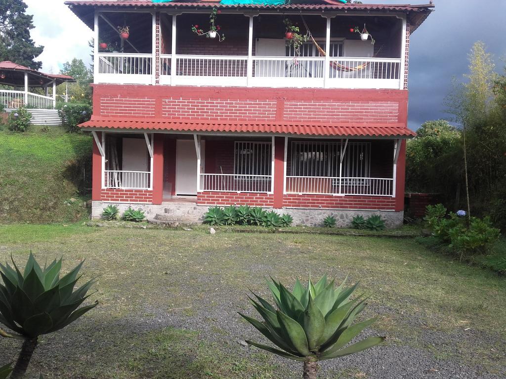 La Gaviota Bnb Panzió Filandia Kültér fotó